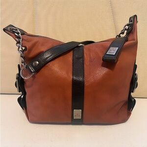 MICHELE Brown & Black Leather Chain Link Strap Shoulder Bag